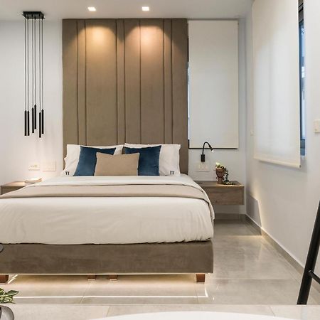 Π Suite Project: Smart Bnb Chania  Exteriör bild